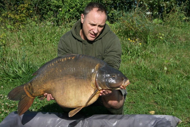 Andy Clarke with Starburst @37lb fromAlcatraz Sept 2011