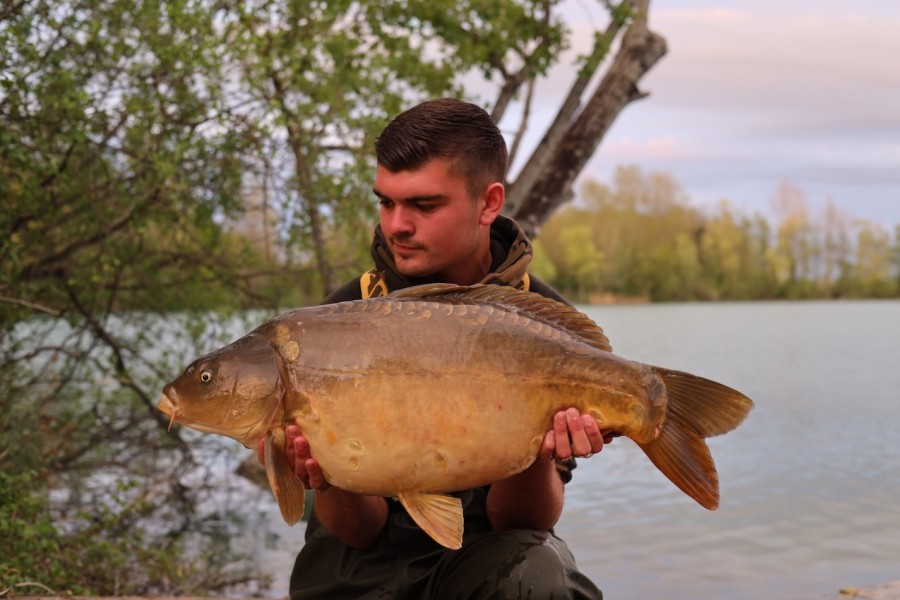 Rhys Richards, 26lb, Co's Point, 12/04/2025