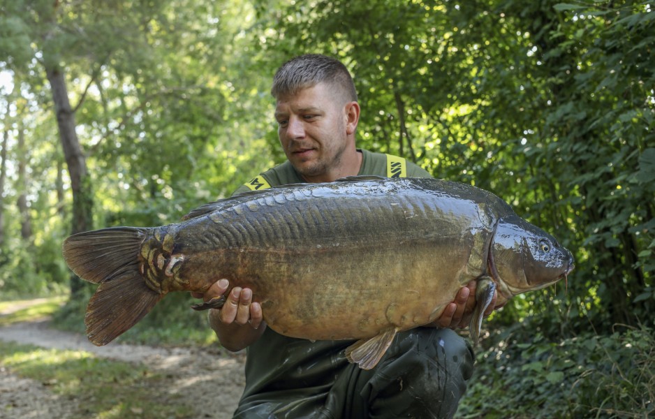 Aaron Metcalf - 38lb 8oz - Big Suv - 02/09/23
