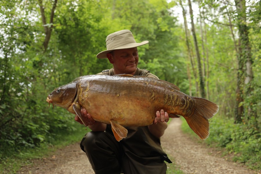 John Walker - 35lb 8oz - Big Suv - 03/05/2025