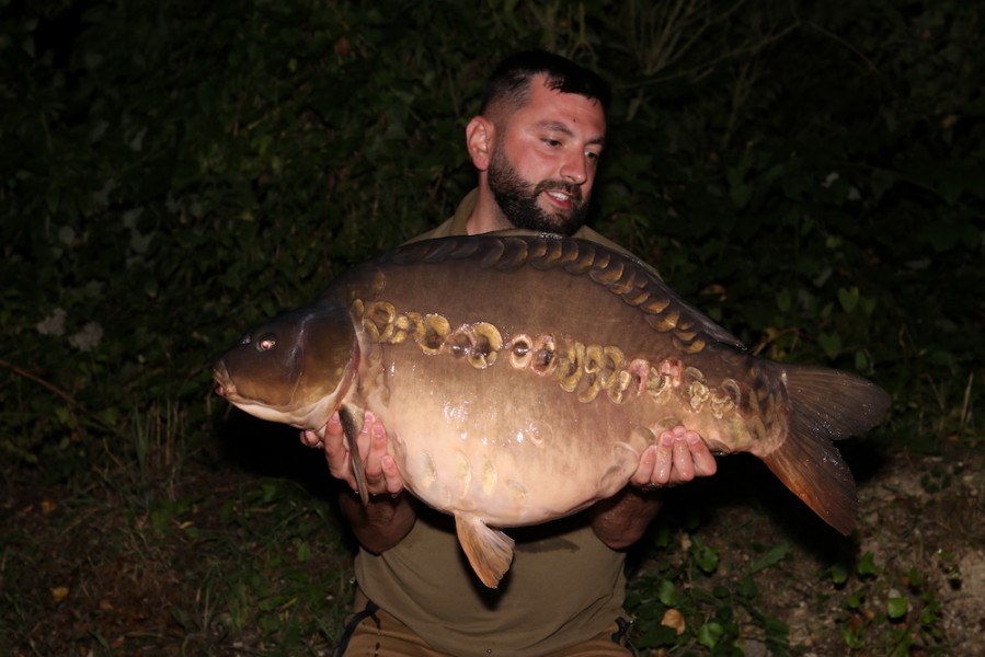 Radu Mitrea, 40lb 4oz, Bob's Beach, 11.09.2021