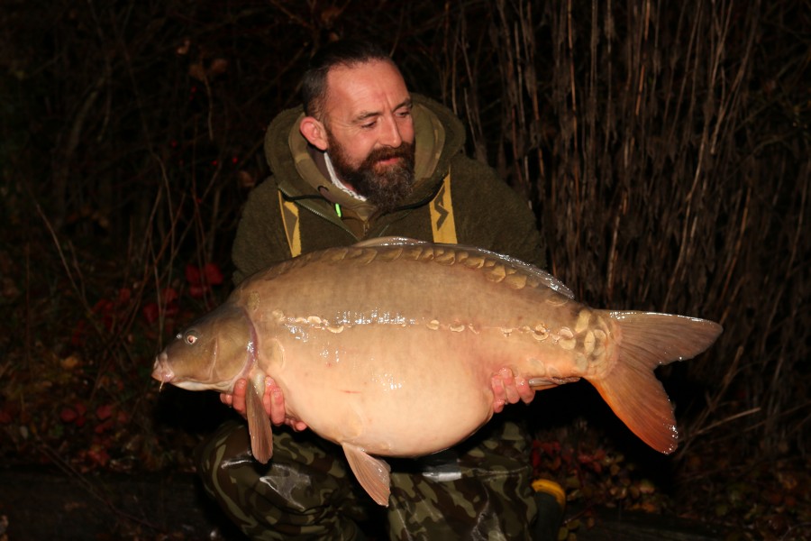 Chris Clarke - 37lb - Co's Point - 27.11.2021