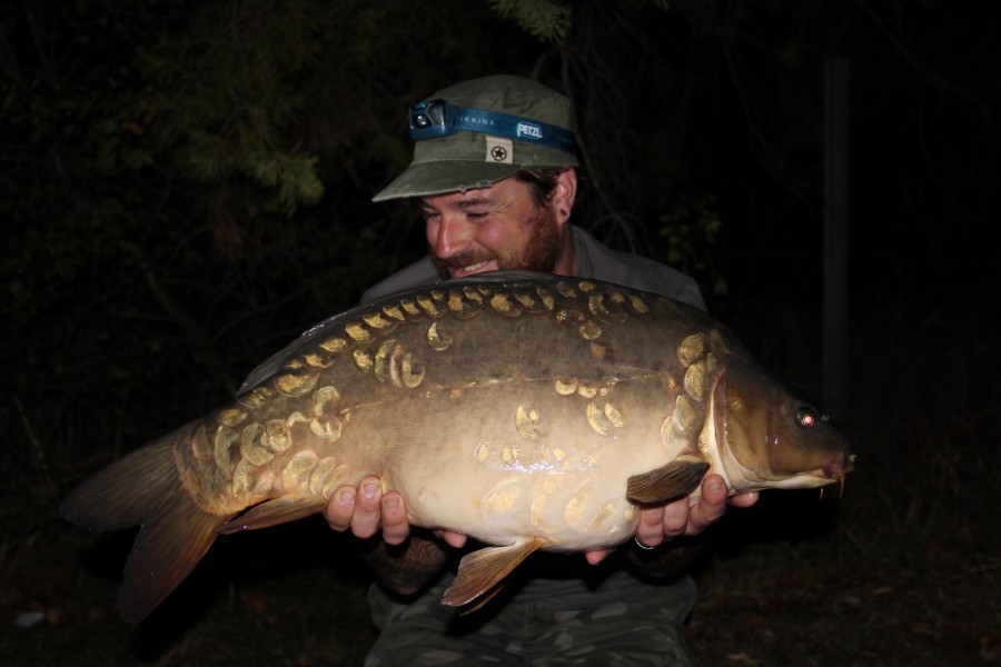 Rob Hughes with Lloyds at 18lb from Big Girls 14.09.2019