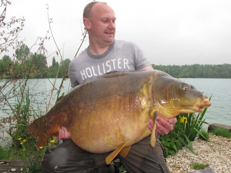 Jason with Mr Angry at 63lb 3oz from Alcatraz in May 2012