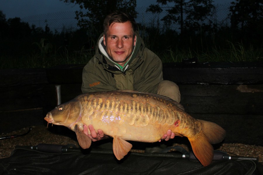 Dave with a 17ft zig caught mirror