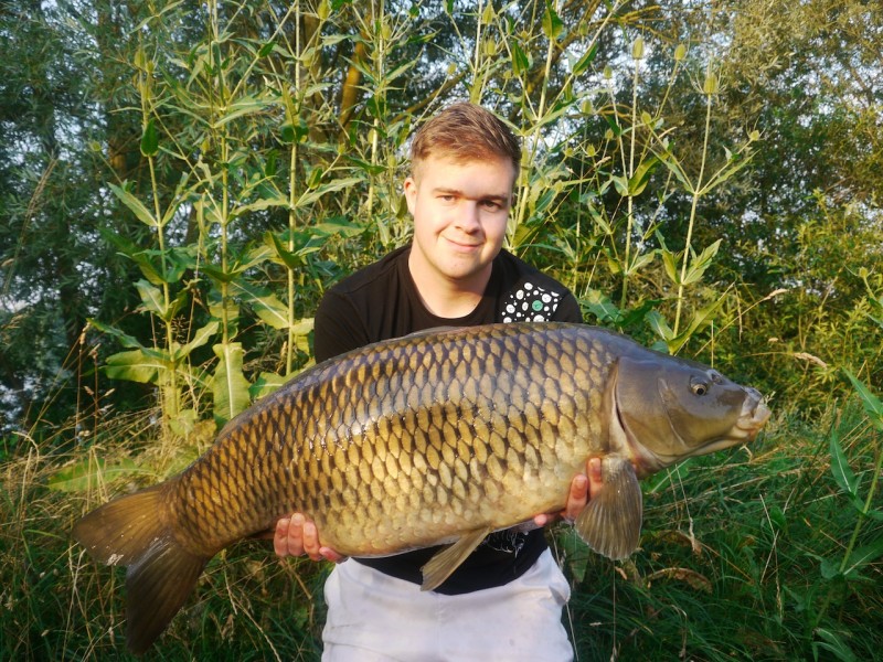 Mike with a 30.02lb common
