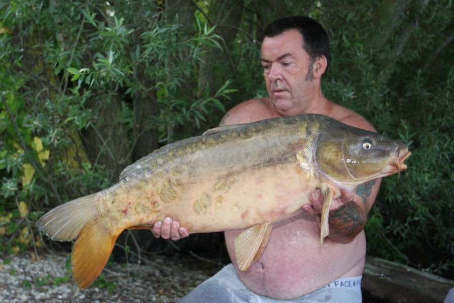 Roy with a 25lb mirror