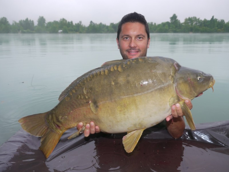 Smoky with a 37.08lb mirror