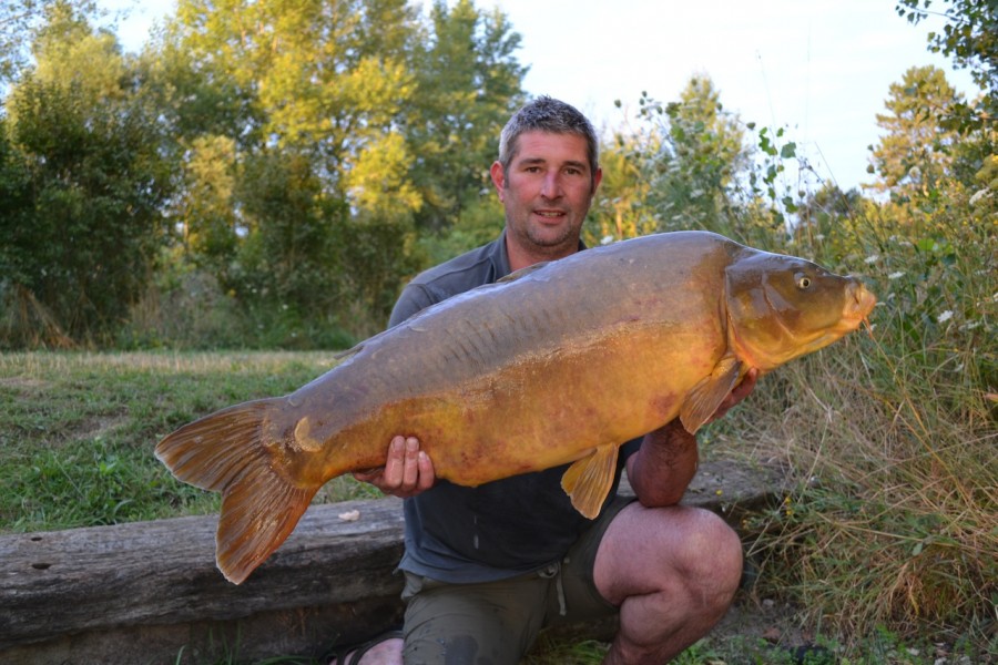 Steve with Spotty Leather 45.08lb Alcatraz August 2013