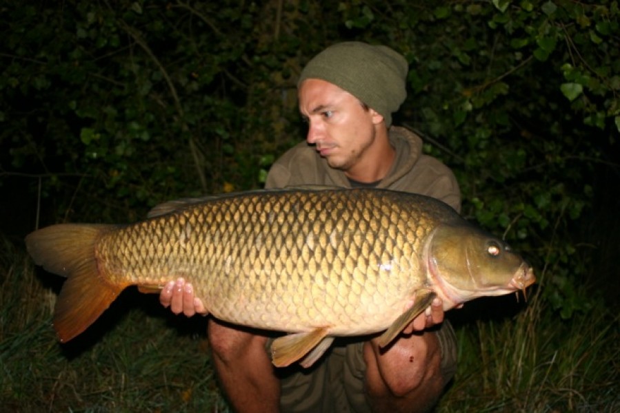 Tom Burns with a nice 20lb+ common from Big Girls