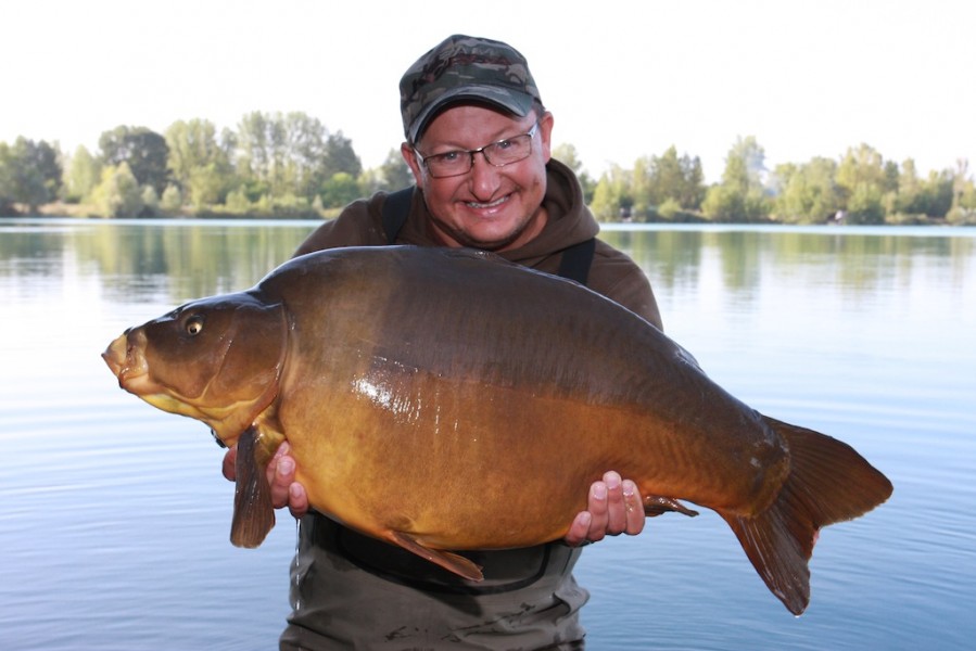 Dan with Baby Weld at 33lb