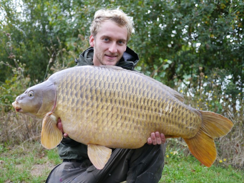 Tom with Lippy Common 43.06lb Alcatraz September 2013