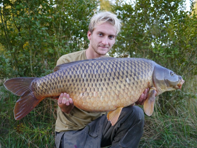 Tom with a 35.08lb mirror