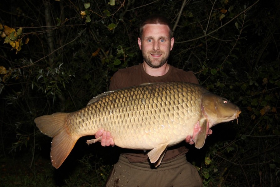 Chris, 34lb 8oz, Stock Pond, 28.9.13