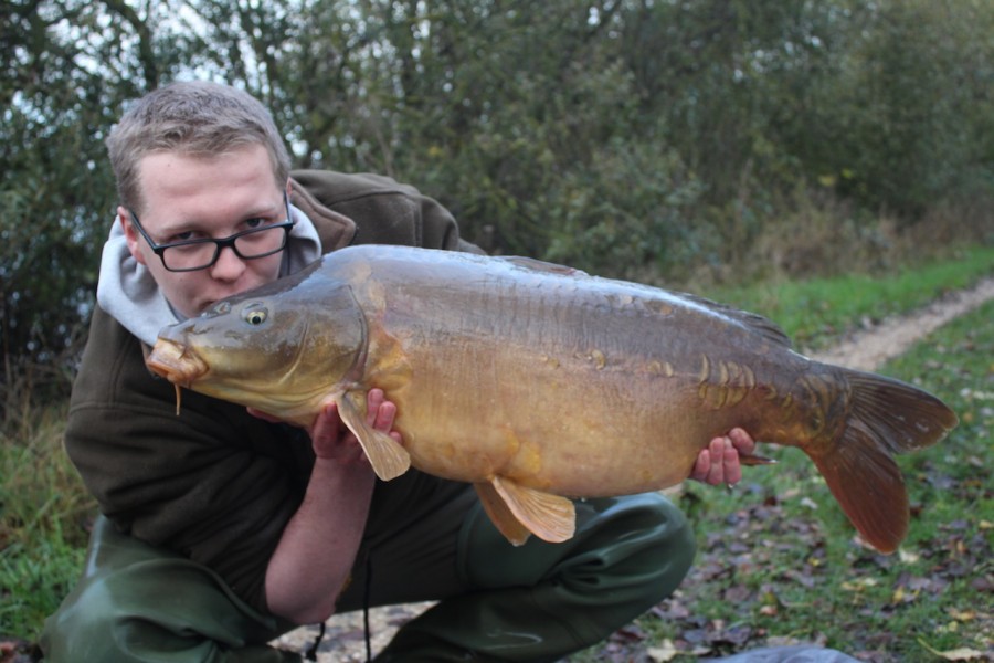 he was well chuffed to get his first Gigantica Carp!