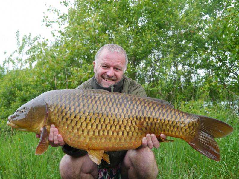Barty with a mint 32lb common