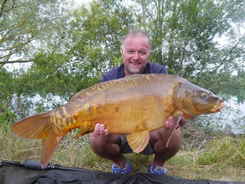 Barty with The Decoy 27.06lb mirror