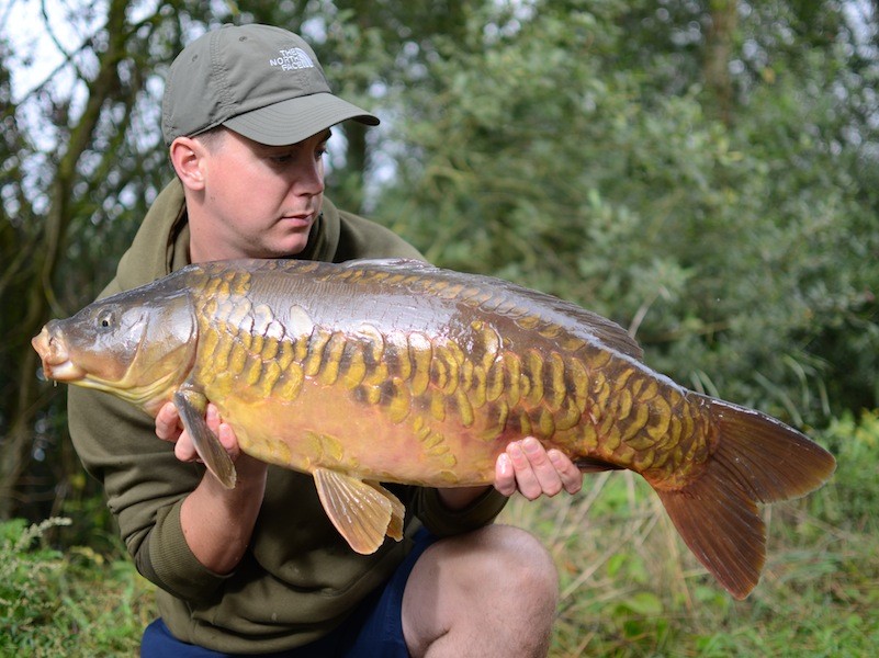 Ian with a very scaly Gigantica mirror