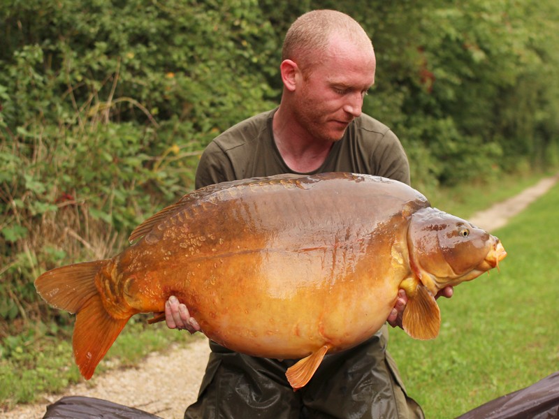 Paul with Ginge at 46lb from the Beach