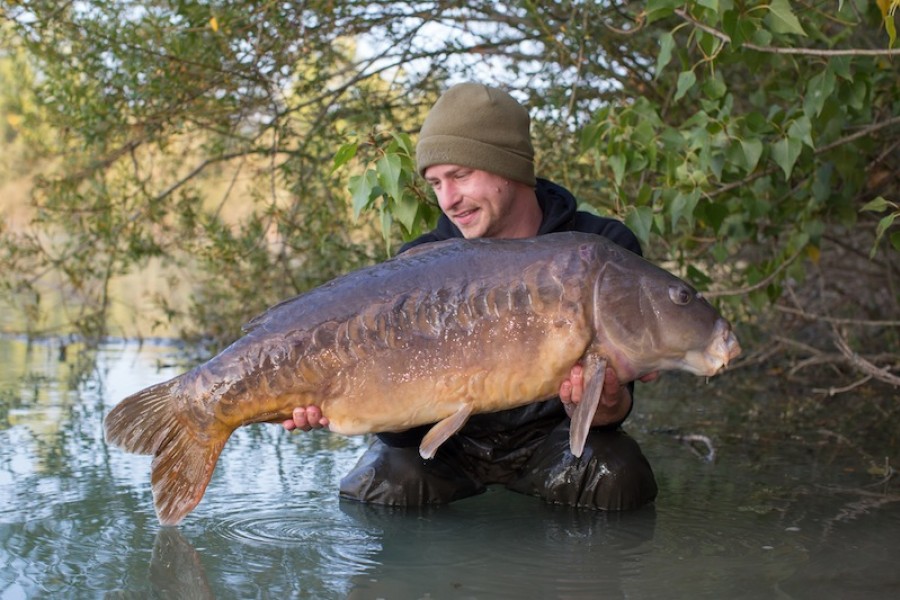 Chris with Black eye 37lbs
