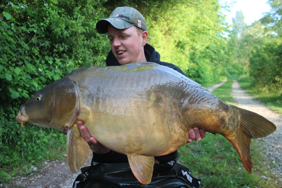 Alex Furnell, 36lb 8oz, Treeline, 23.5.15