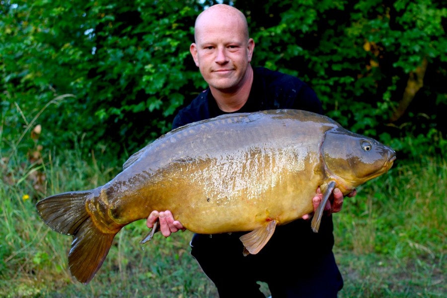 Dan, 42lb, Co's Point, 13.6.15