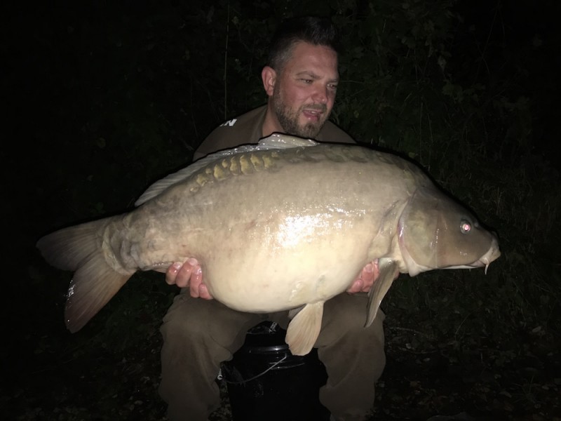 Kevin, 37lb, Bob's Beach, 17.9.16