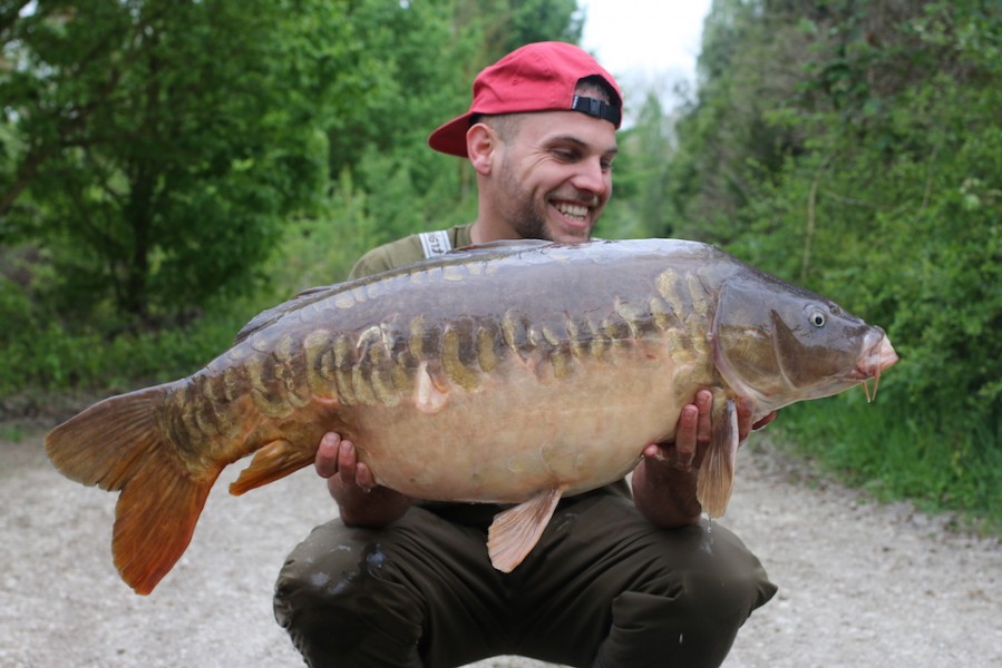 Joe Hill with Cookies & Cream at 36lb from Co's Point 15.4.17
