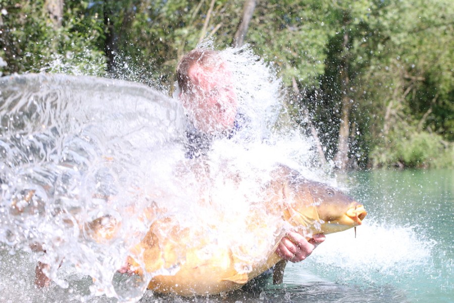 Justin Dabrowsky celebrating his new PB in Gigantica style.