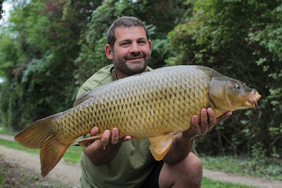 Trevor with his well deserved 23lb common