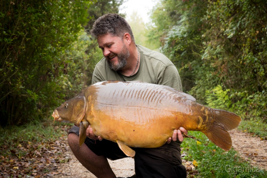 Ken Steele, 44lb, Bob's Beach, 16.9.17