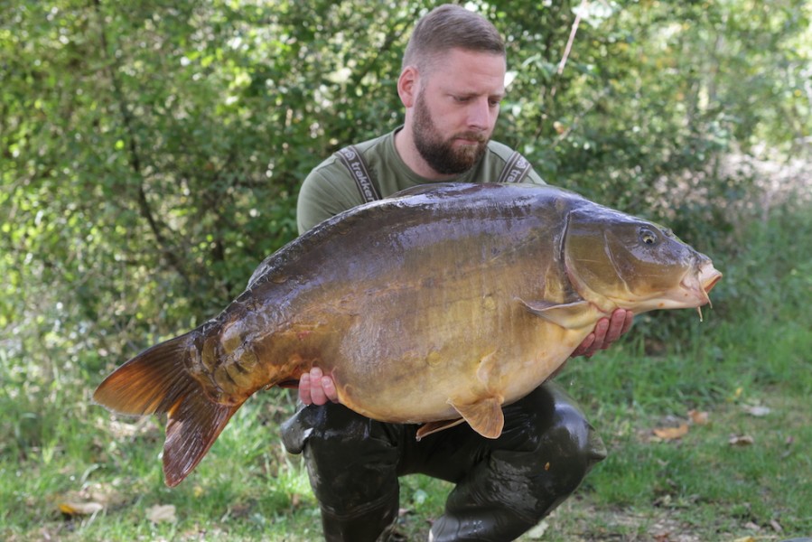 Mike with "The Buzzin' Fish", 43lb, Co's point, 23.09.17