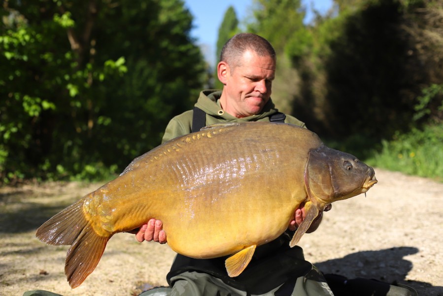 Tony Ritter, 45lb 8oz, Co's Point, 21.4.18