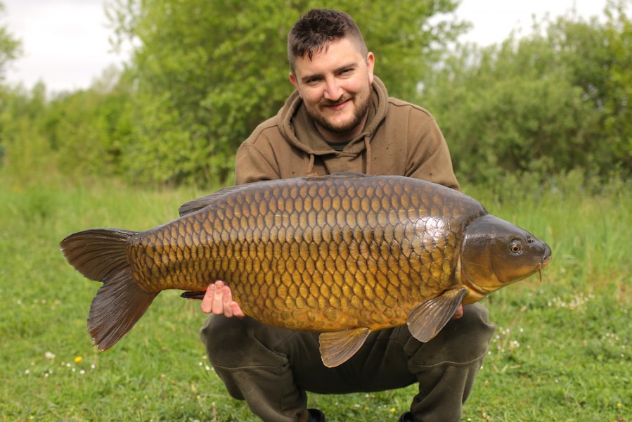 Lee Flynn, 35lb 8oz, Pole Position, 21.4.18