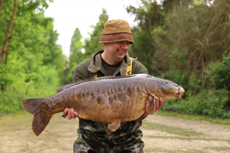 Wayne Beadle, 42lb, Co's Point, 28.4.18