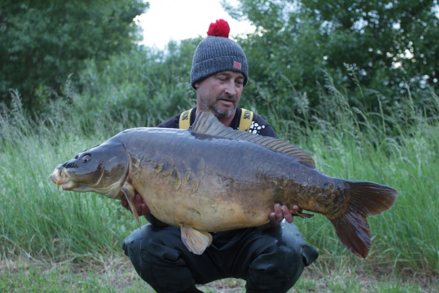 Jim Povey, 41lb 12oz, Stock Pond, 19.05.18
