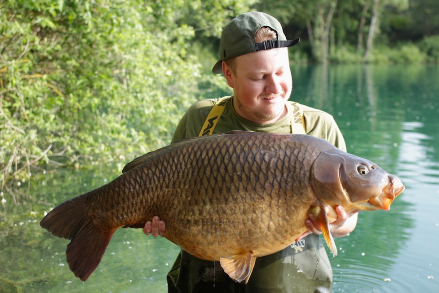 Steve Bartlett, 40lb 4oz, Treeline, 19.5.18