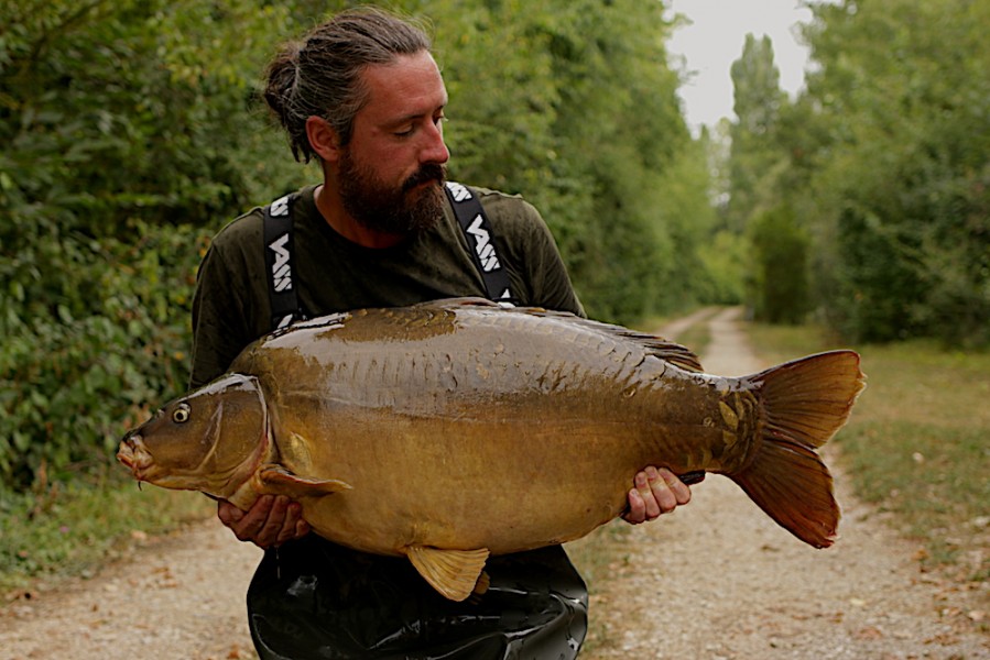 Rob Dungate, 47lb 8oz, Bob's Beach, 4.8.18