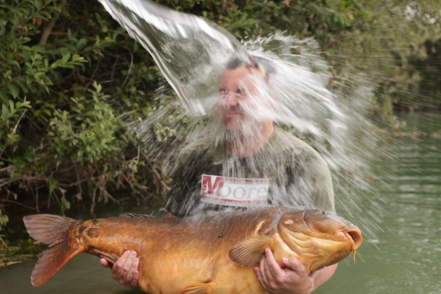 Mark White Getting A Pb Soaking