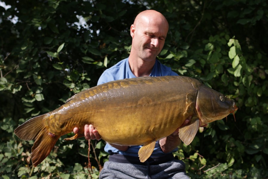 Nick Carter, 27lb, Bob's Beach, 25.8.18