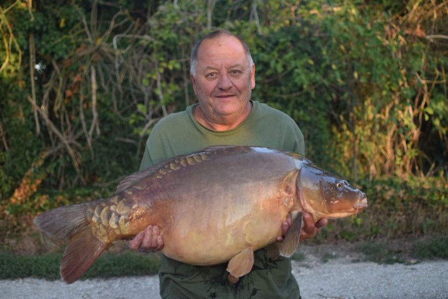 Kevin Savage, 42lb, Co's Point, 1.8.18
