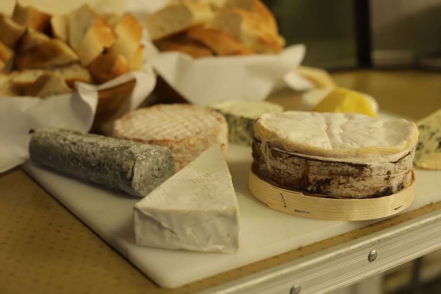 Cheese and Wine, the highlight of the week.......for DF with his camera!