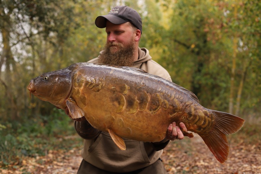 Peder Lichtenberg, 46lb 8oz, The Alamo, 20.10.18