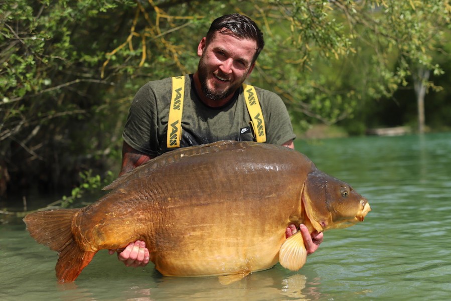 Luke Cornelius, 81lb 12oz, Co's Point, 4.5.19