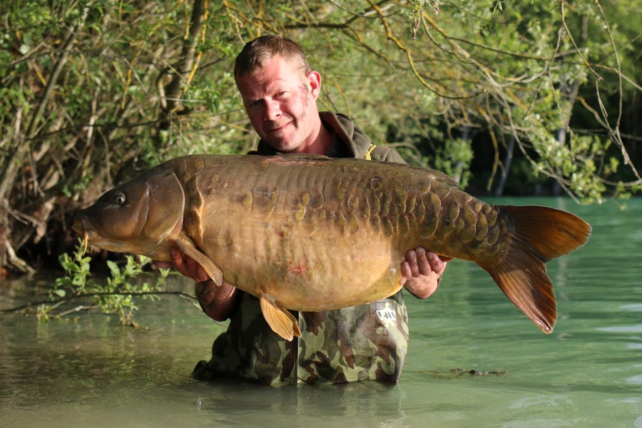 Chris Dale, 54lb, Co's Point, 01/06/2019