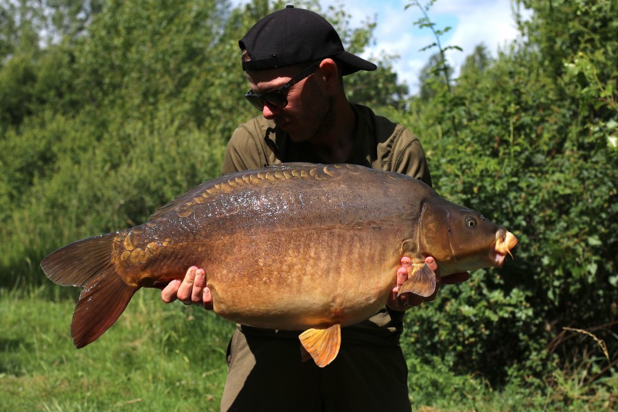 James Jones with Mercer's at 32lb Alcatraz 09.06.2019