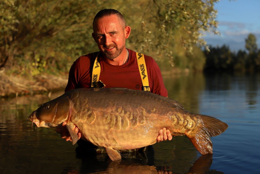 Chris Clarke, 47lb, The Alamo, 31.8.19