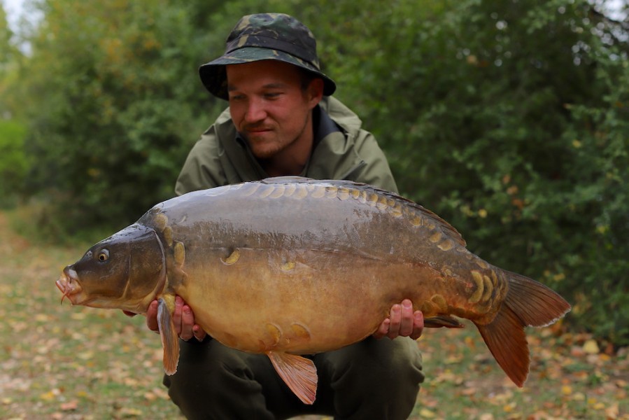 Ryan Shaw, 30lb 8oz, Bob's Beach, 21.9.19