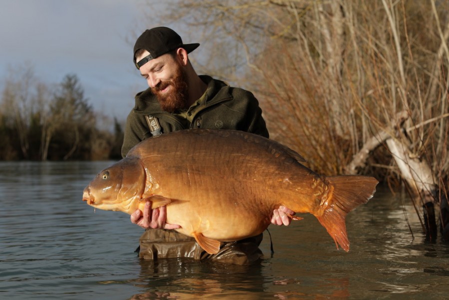 Fudgy's in February....top angling deacon.