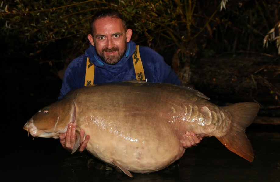 Just colossal!!...... Chris Clarke with "The Giggler" at 83lb from "Big Southerly"